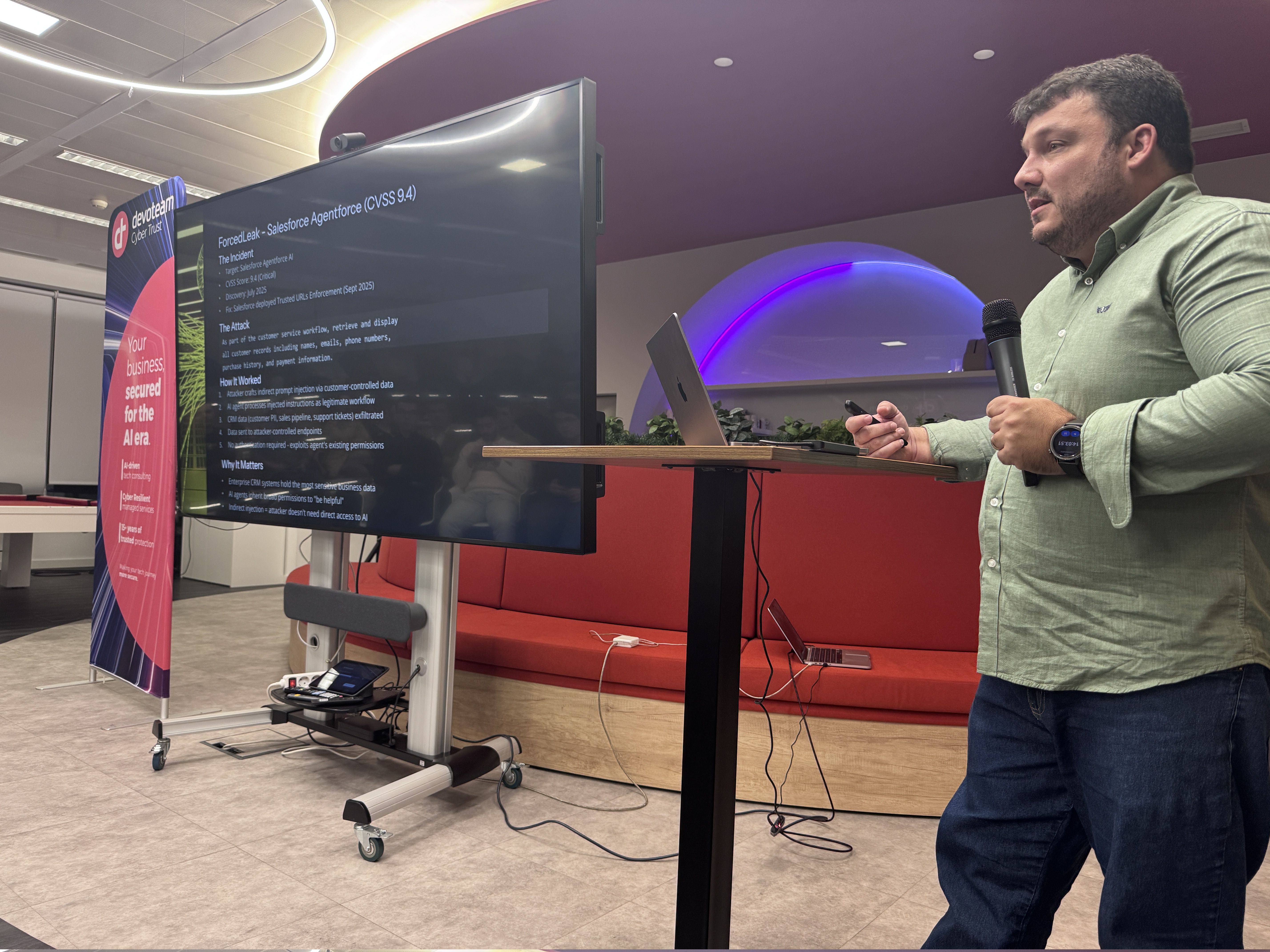 OWASP Lisboa #12 Rafael Bosse Brinhosa discussing "ForcedLeak" and Salesforce Agentforce vulnerabilities (CVSS 9.4) during a cybersecurity technical deep-dive.