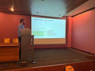 #8 524554524F4C4F5645